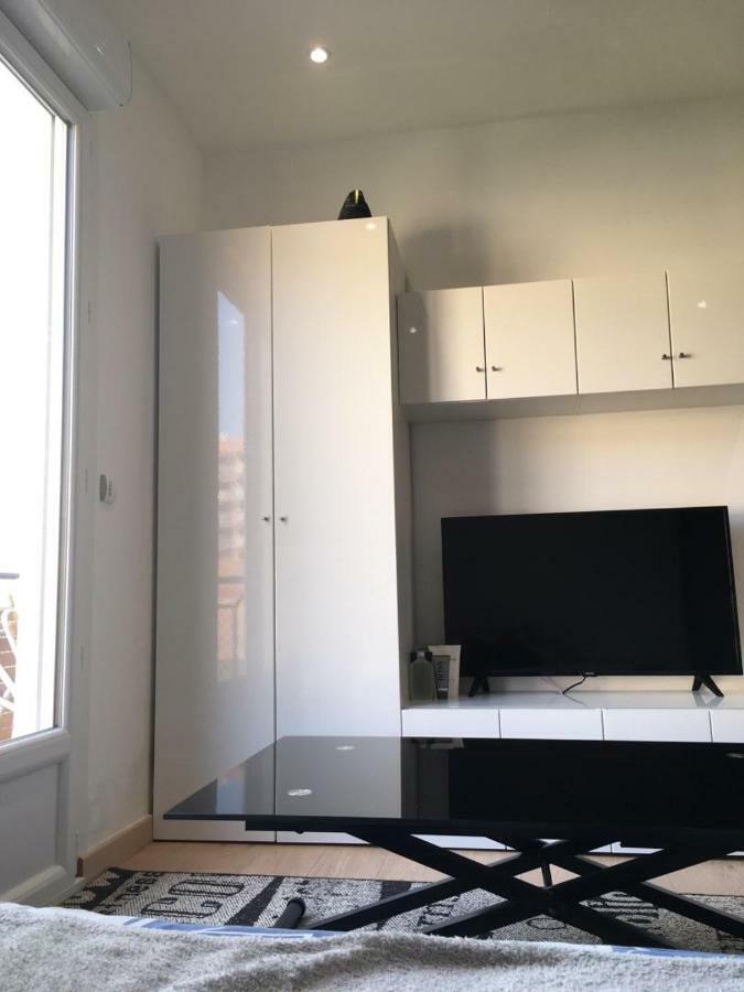 Lovely Apartment In Mention French Riviera Ментона Экстерьер фото